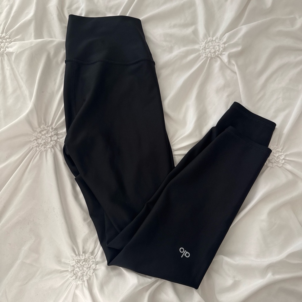 ALO Yoga Airlift Leggings